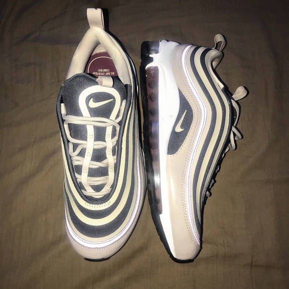 Nike AirMax 97 WOMENS 6.5 - Picture 4 of 5